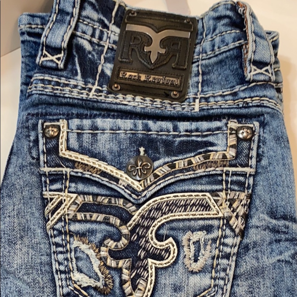 Men’s Rock Revival Jeans size 29